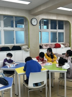/home/icheon/www/data/editor/2503/cbdbe0ba4e043899cef5fc55e069a4d4_1742259910_3408.jpg